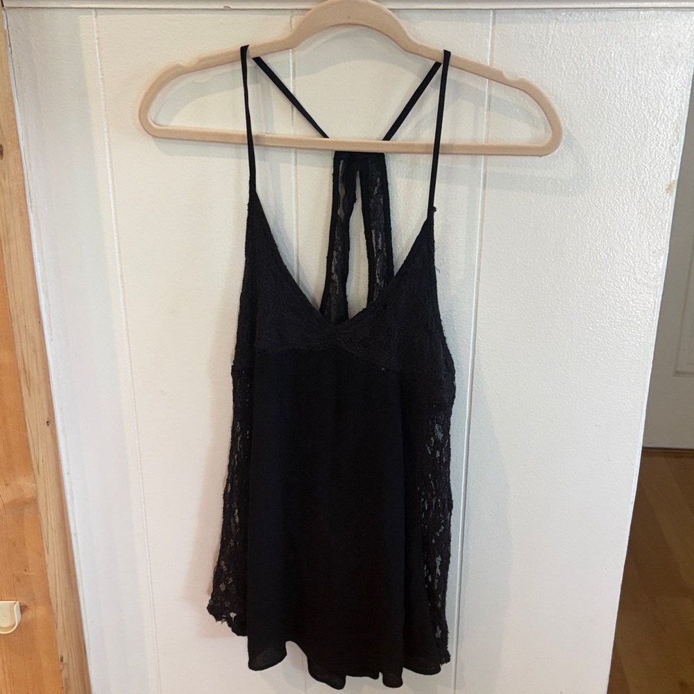 Kimchi Blue size Med Black Lace-Back Cami Tank Top
